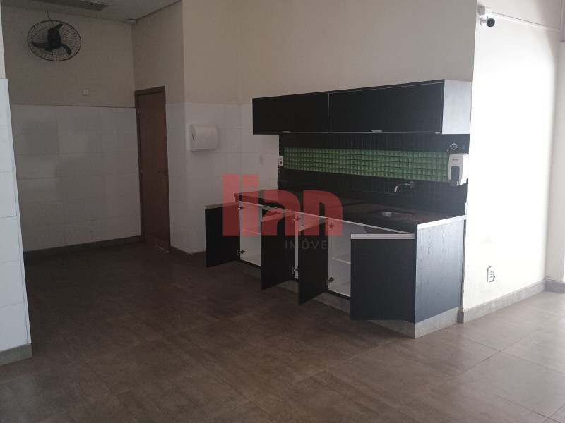 Prédio Inteiro para alugar, 350m² - Foto 16