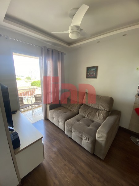 Apartamento à venda com 2 quartos, 48m² - Foto 13